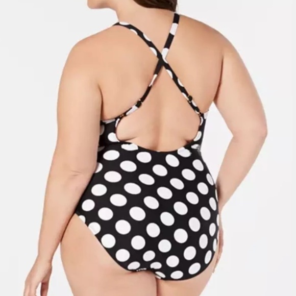LA Blanca Dot-Dot Goose Lace-Up One-Piece Swimsuit - Picture 2 of 4